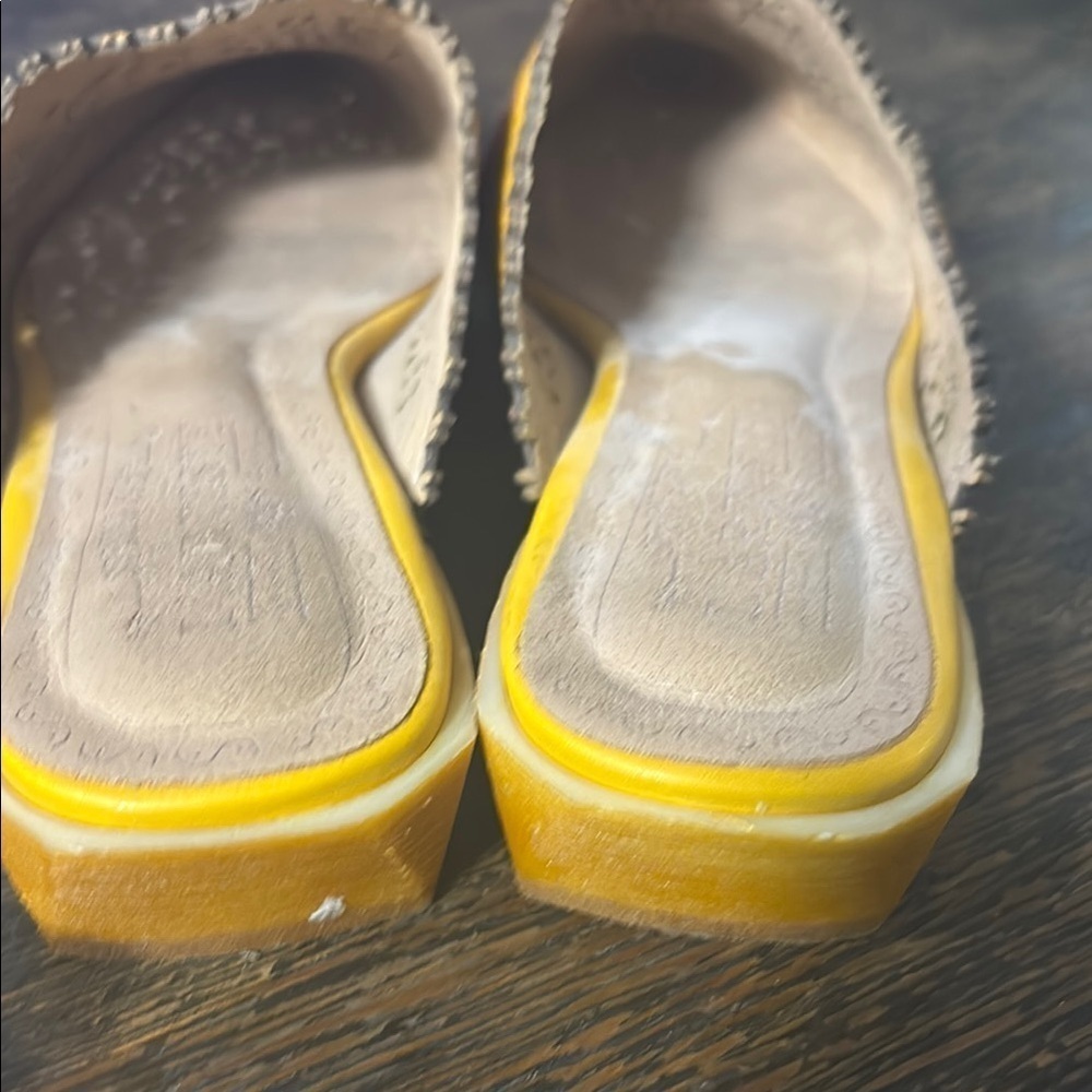 Colorful Women's Slip-On Shoes - Picture 5 of 5